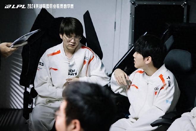 随着联赛进 随着联赛进